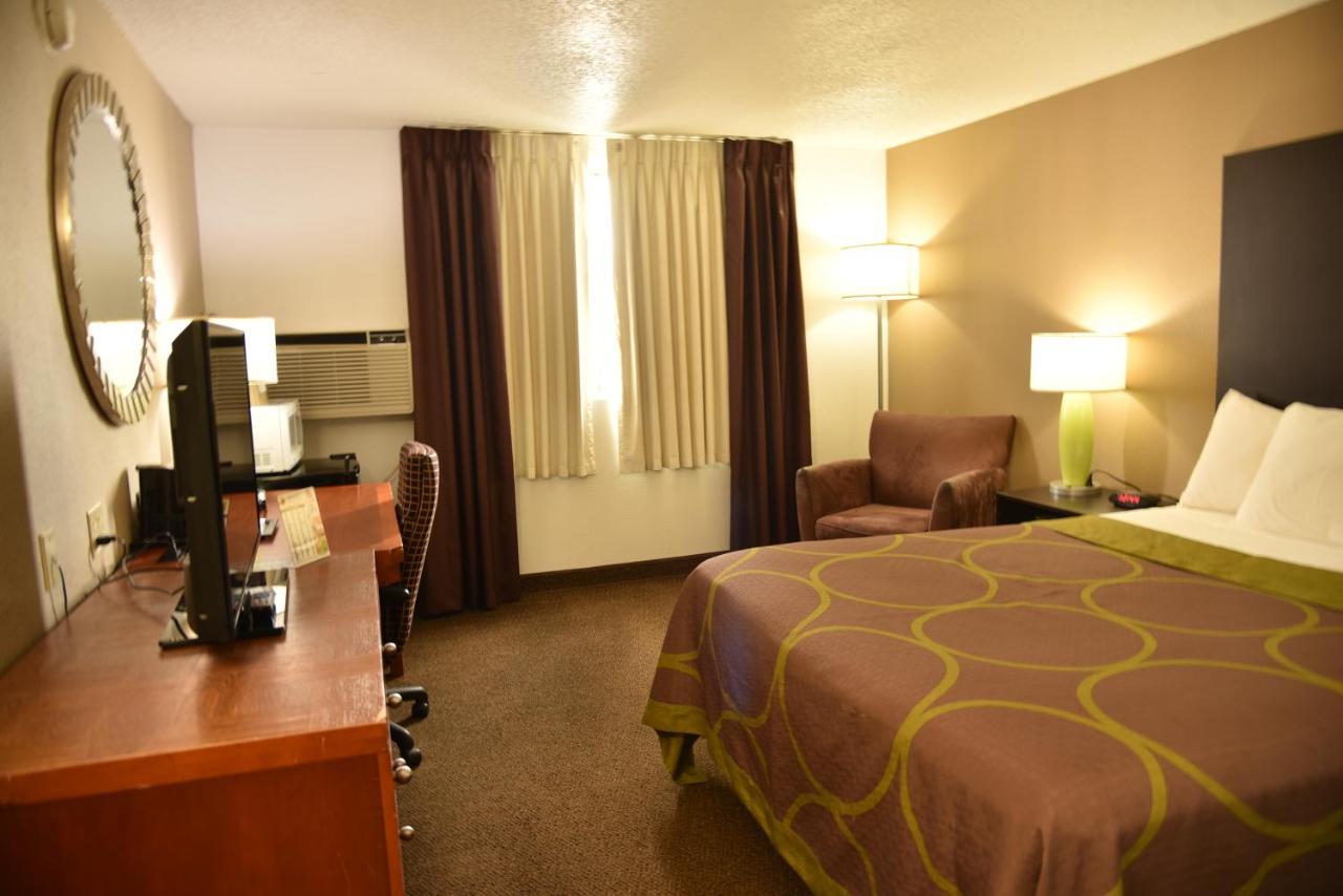 Super 8 By Wyndham Rapid City Rushmore Rd Экстерьер фото